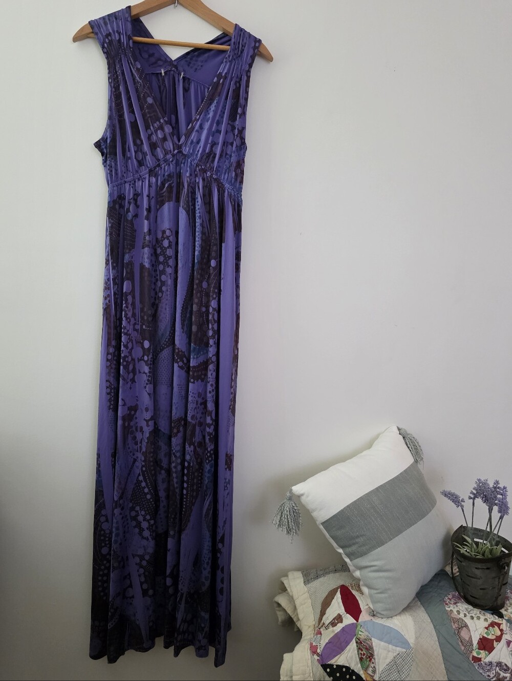 Boho Vneck Maxi Dress Womens M Purple Stretchy Gypsy Festival Coastal  Preppy